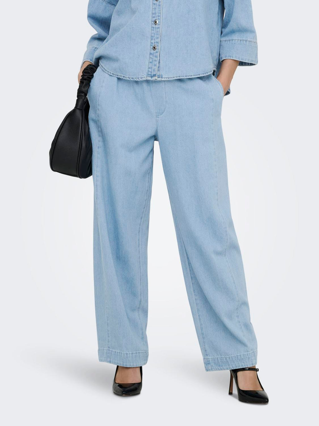 Jean Barrel Vix - Light Blue Denim