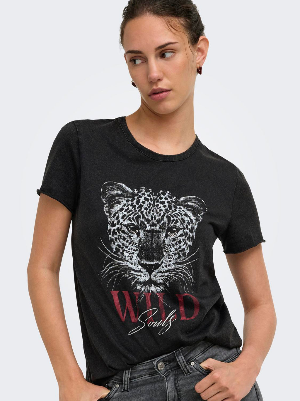 Top Regular Lucy - Black (Wild Soul Leo)