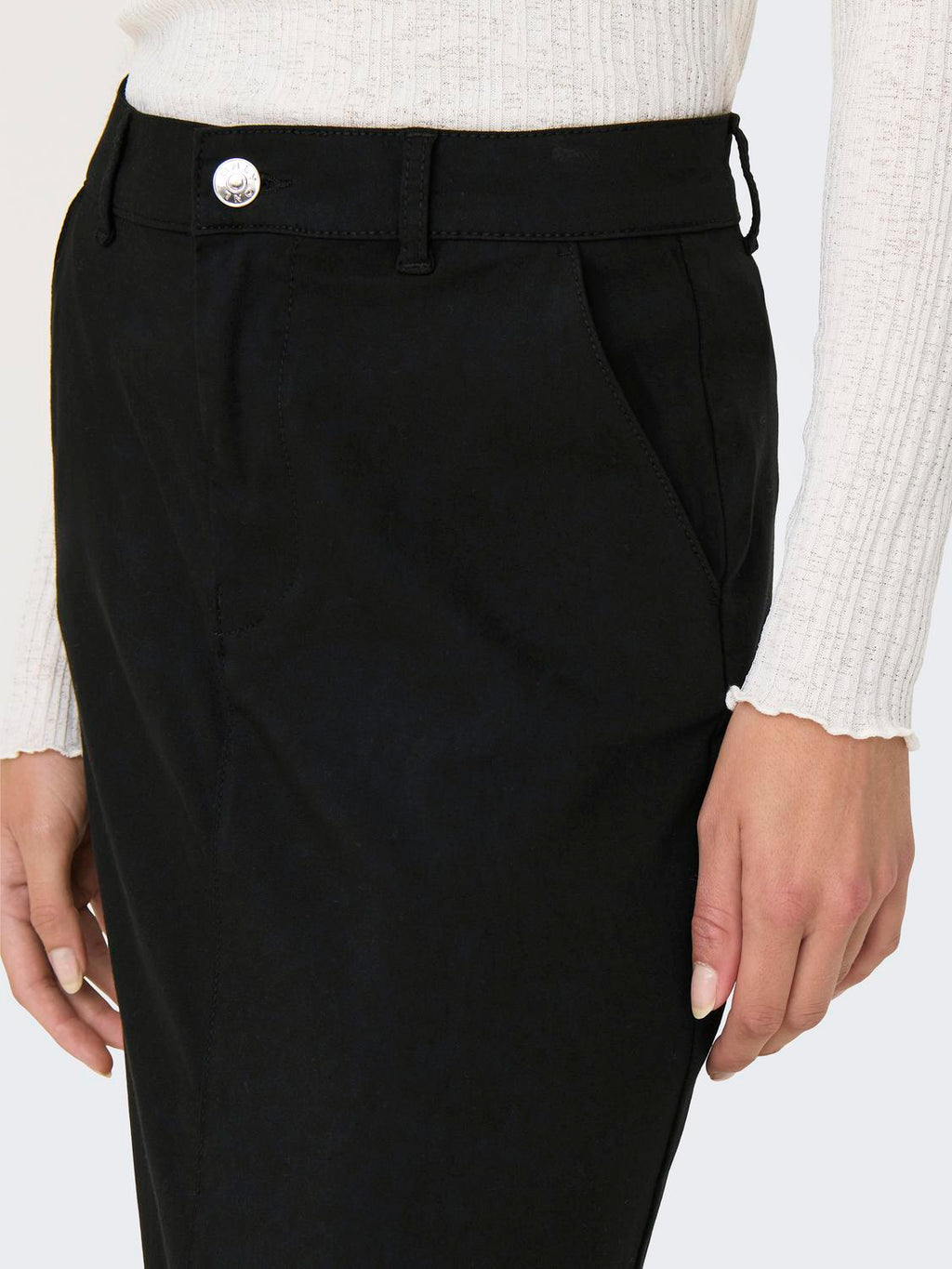Pollera Bianca - Black