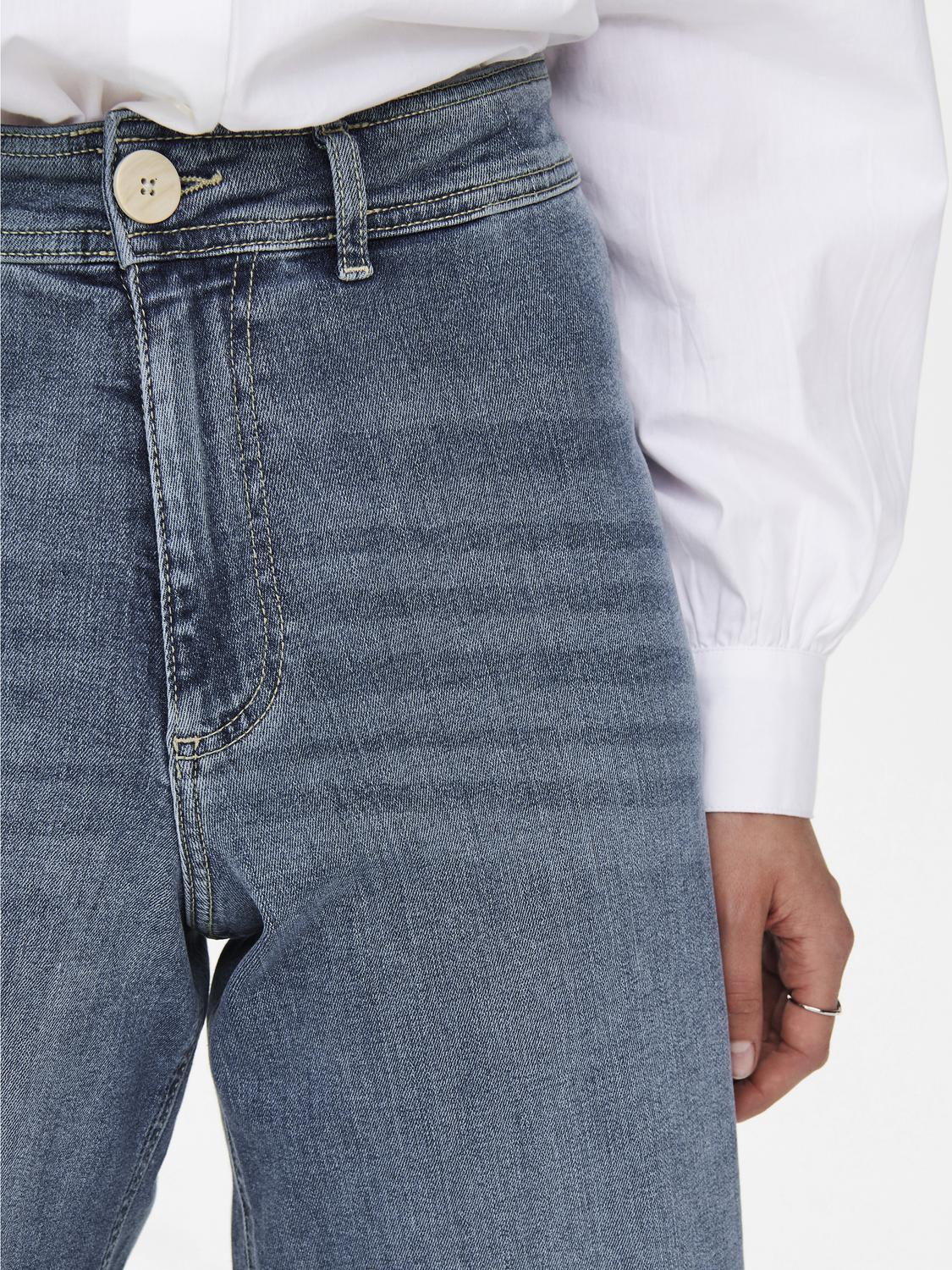 Jean Straight Sylvie Tiro Alto - Medium Blue Denim